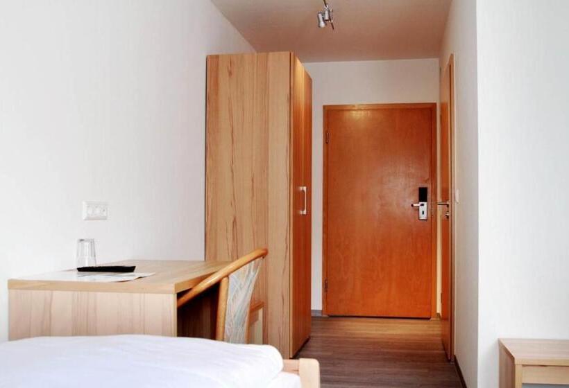 标准间, Pension Kaempfelbach