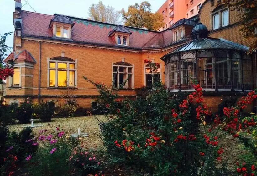 Standard Yhden Hengen Huone, Pension Sanssouci
