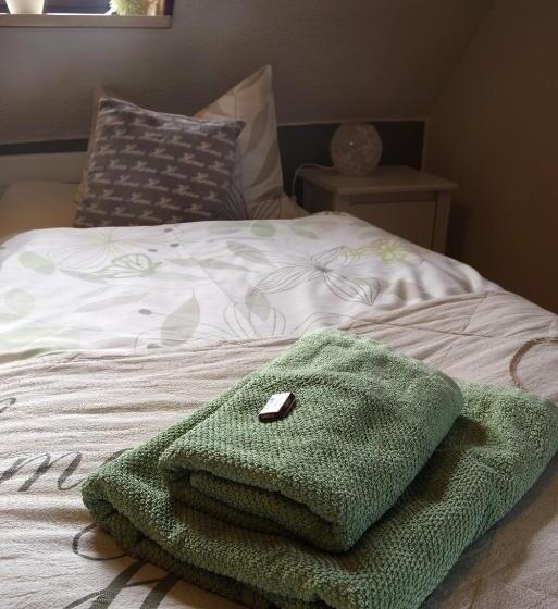 חדר סטנדרט, Wirtschaft & Pension Zum Huthaus