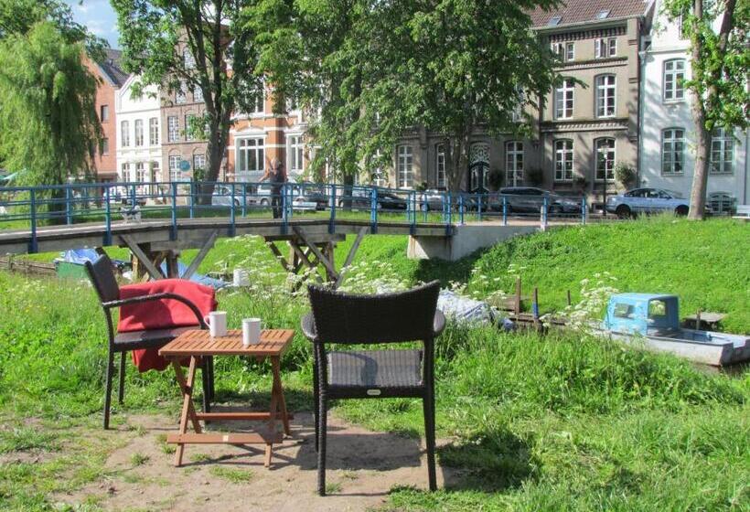 Апартаменты Комфорт 1 Спальня, Apartments Im Froschhaus Mit Frühstücksküchen