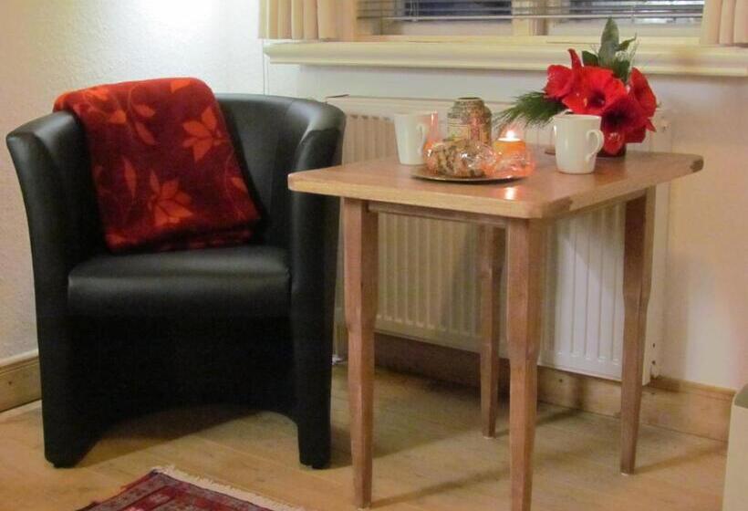 Апартаменты 1 Спальня, Apartments Im Froschhaus Mit Frühstücksküchen