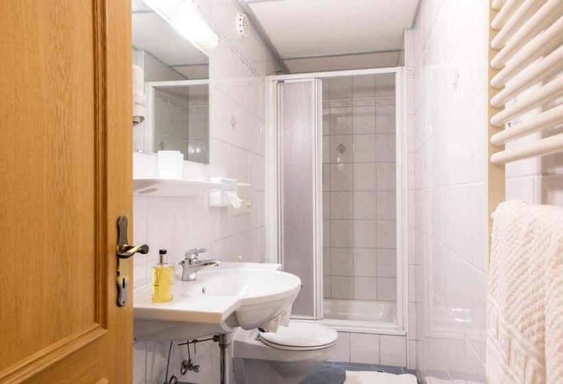 スタンダードルーム, Gasthaus Zum Kreuz