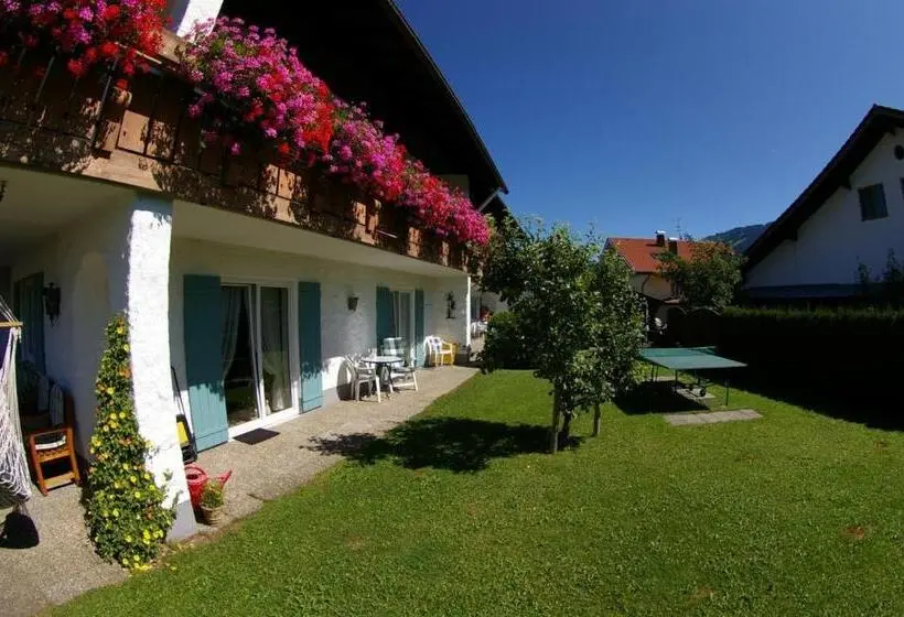 Standard-huone Terassi, Gästehaus Wiesenhof