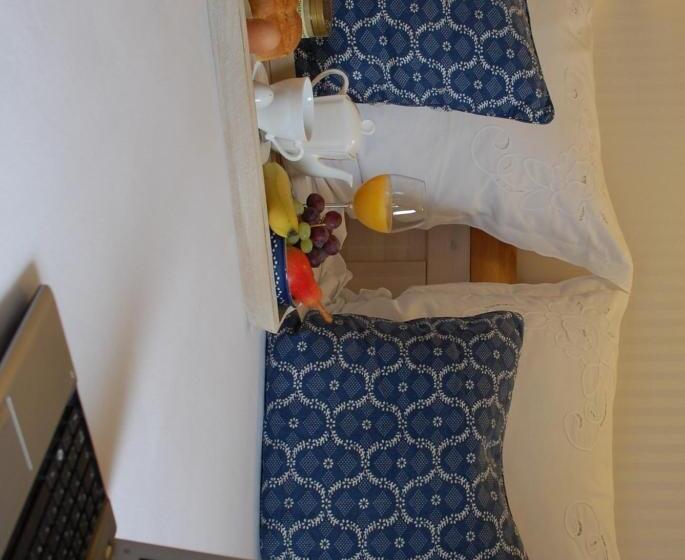 舒适型房间, & Café Mohrenbrunnen