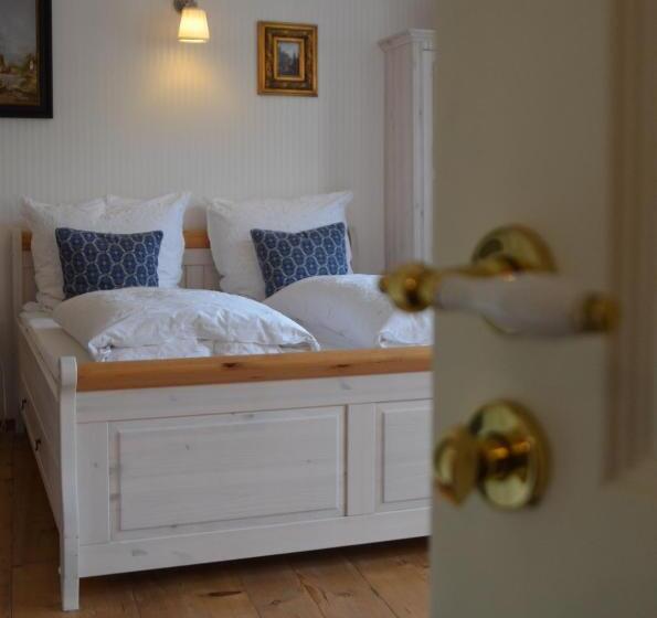 舒适型房间, & Café Mohrenbrunnen