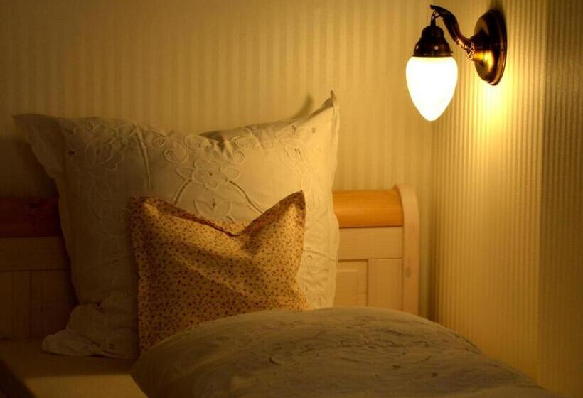 适合残疾人使用的标准间, & Café Mohrenbrunnen