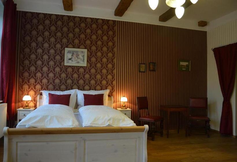 带1个卧室的舒适公寓, & Café Mohrenbrunnen