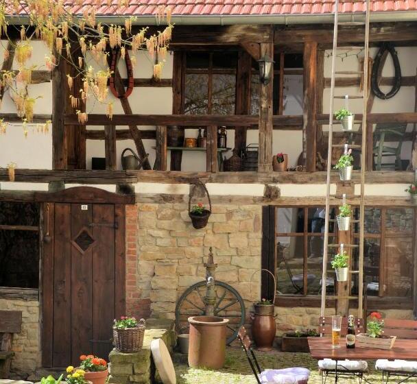 １ベッドルームハウス, & Café Mohrenbrunnen