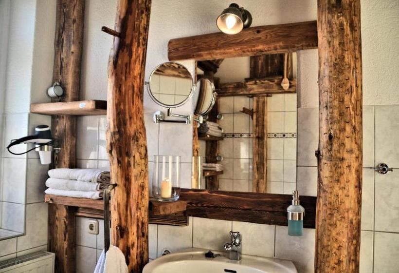 ５ベッドルームアパート, & Café Mohrenbrunnen