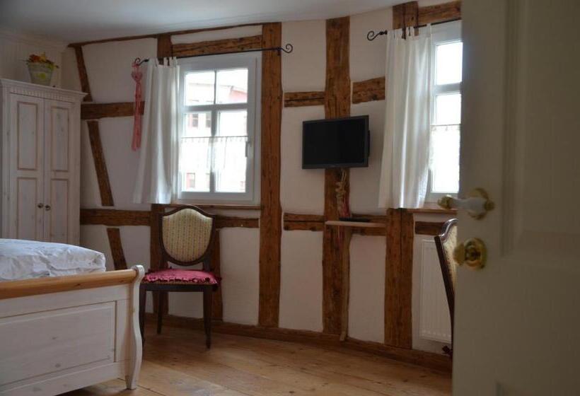 标准三人间, & Café Mohrenbrunnen