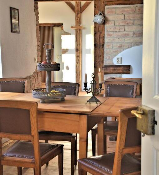 ５ベッドルームアパート, & Café Mohrenbrunnen