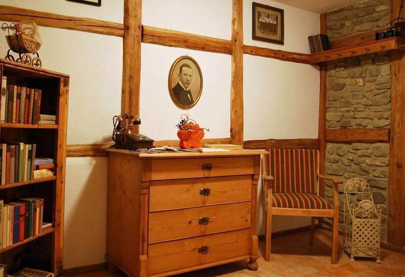 スタンダードトリプルルーム, & Café Mohrenbrunnen