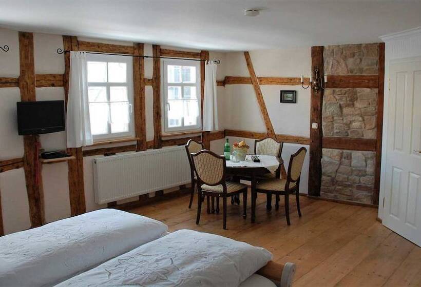 スタンダードトリプルルーム, & Café Mohrenbrunnen