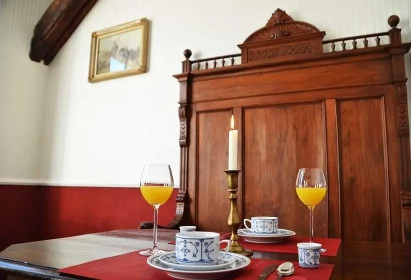 Comfort-huone, & Café Mohrenbrunnen