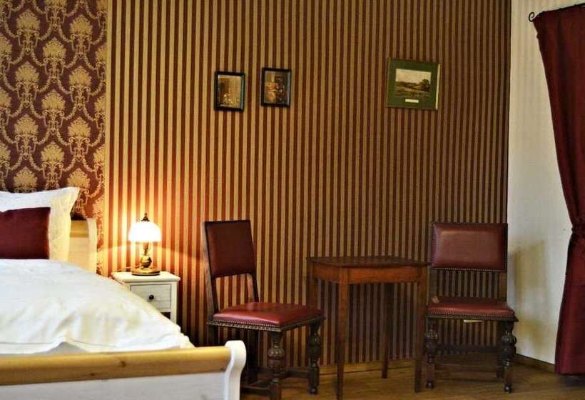 Номер Стандарт Трехместный, & Café Mohrenbrunnen