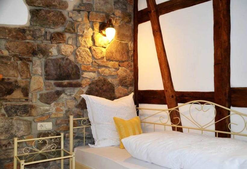 家庭套房, & Café Mohrenbrunnen