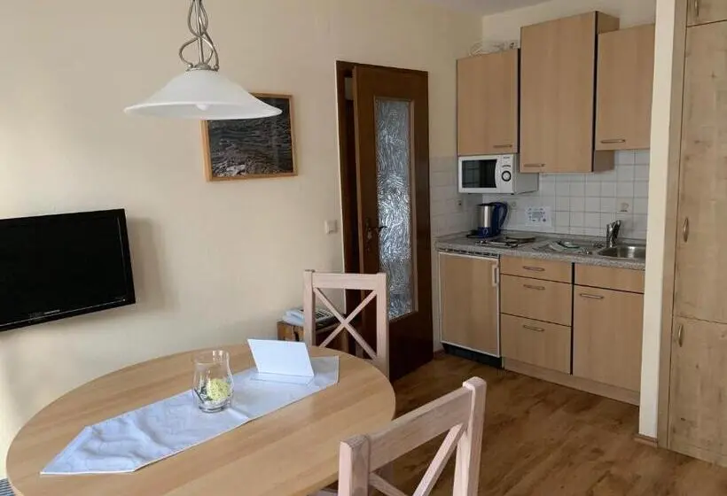 Perhehuone, Pension Appartementhaus Hus Möhlenbarg