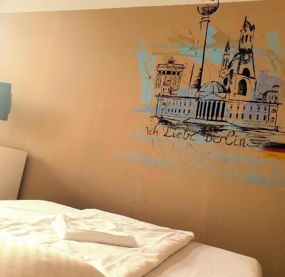 اتاق استاندارد با سرویس بهداشتی مشترک, Pension I