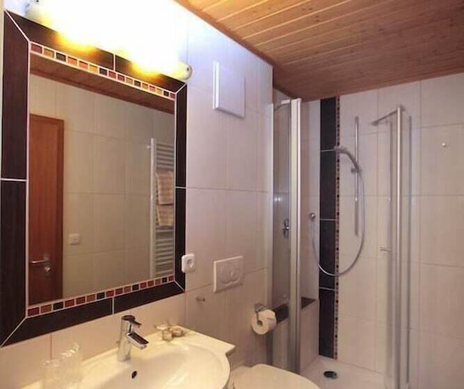 スタンダードルーム, Pension St. Georg Mit Moststüberl