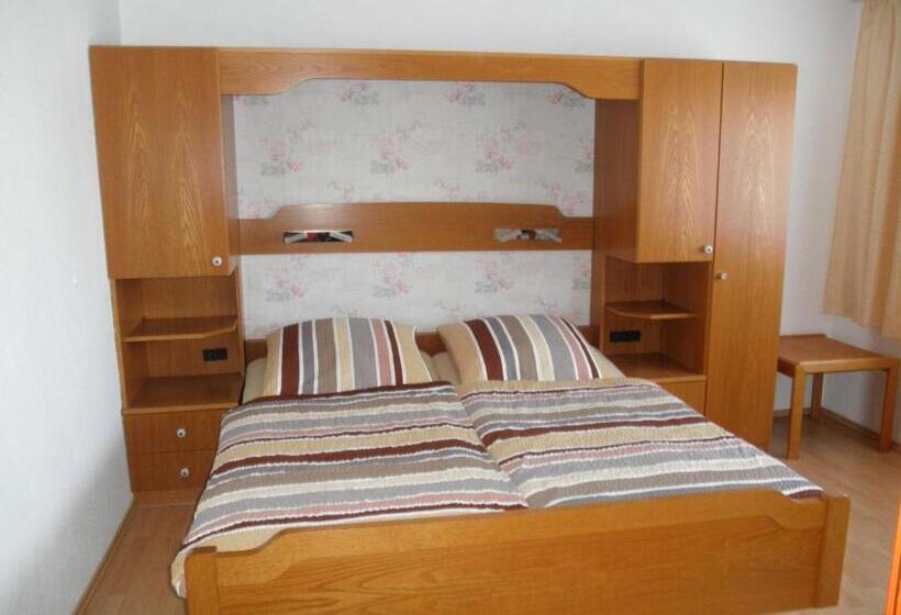 דירה בת חדר שינה 1 עם מרפסת, Pension Zum Köhler