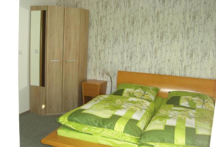 Apartamento 1 Dormitório, Pension Zum Köhler