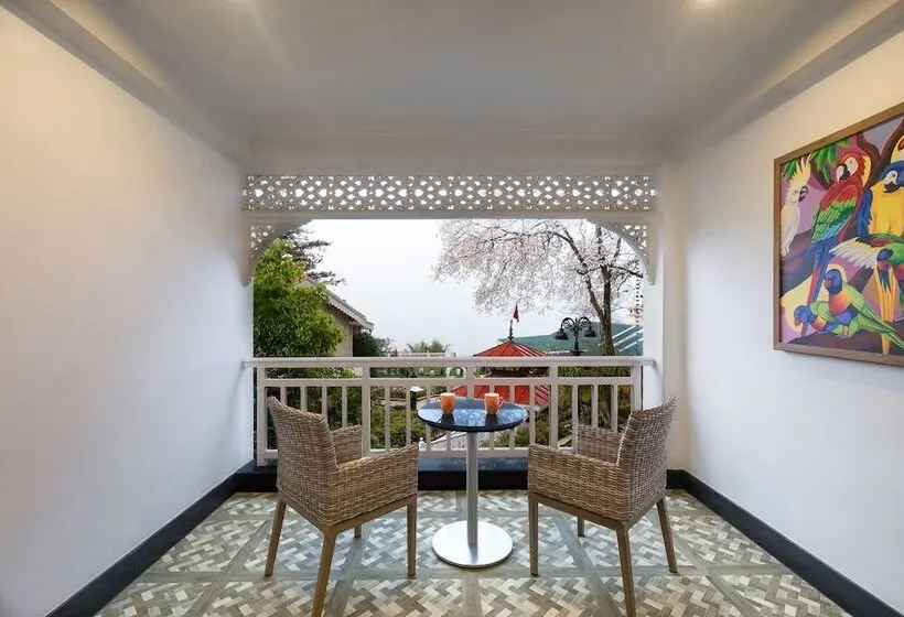 景色の見えるデラックスルーム, Mayfair Himalayan Spa Resort