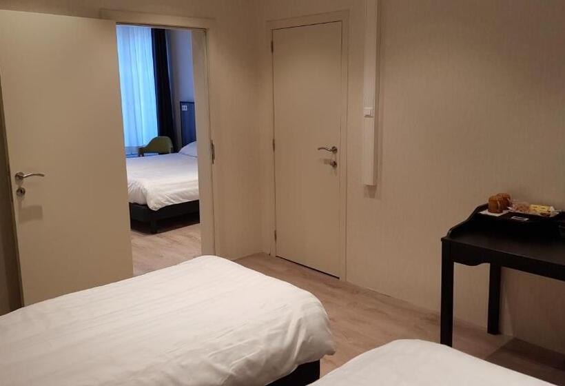 חדר משפחתי, Albert   Rooms