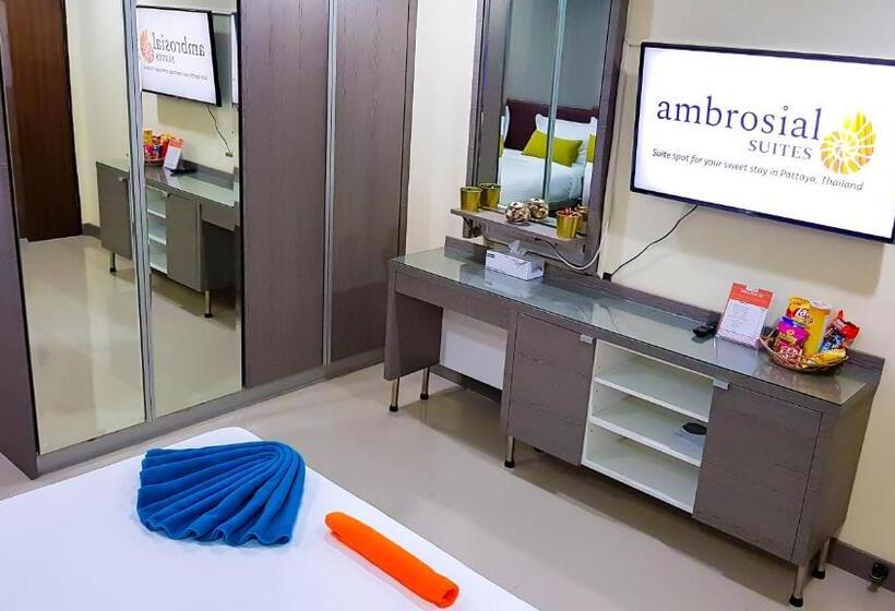 Deluxe Room, Walking Street Residence   Boutique Suites Near The Beach & Walking Street