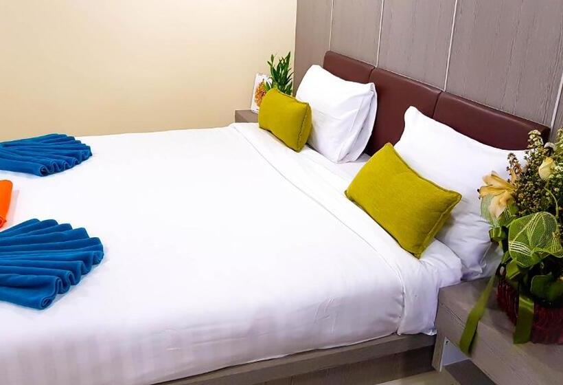 Deluxe Room, Walking Street Residence   Boutique Suites Near The Beach & Walking Street