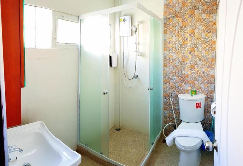 Deluxe Room, Walking Street Residence   Boutique Suites Near The Beach & Walking Street