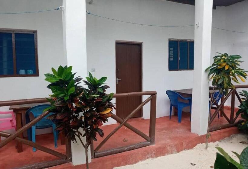 غرفة قياسية, New Iddi Villa