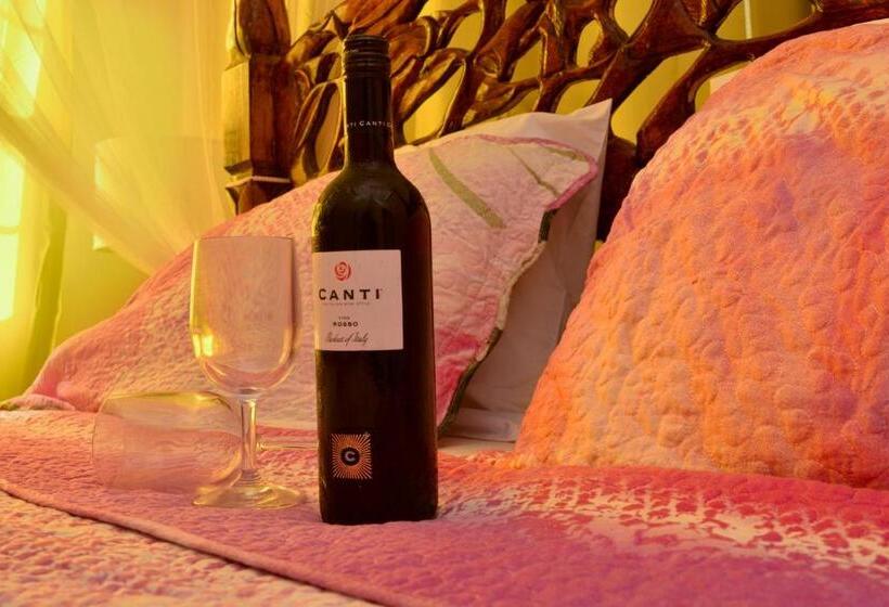 سوییت, Church Street Guest House