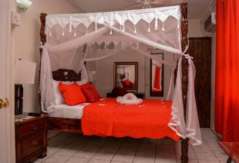 سوییت جونیور با بالکن, Church Street Guest House