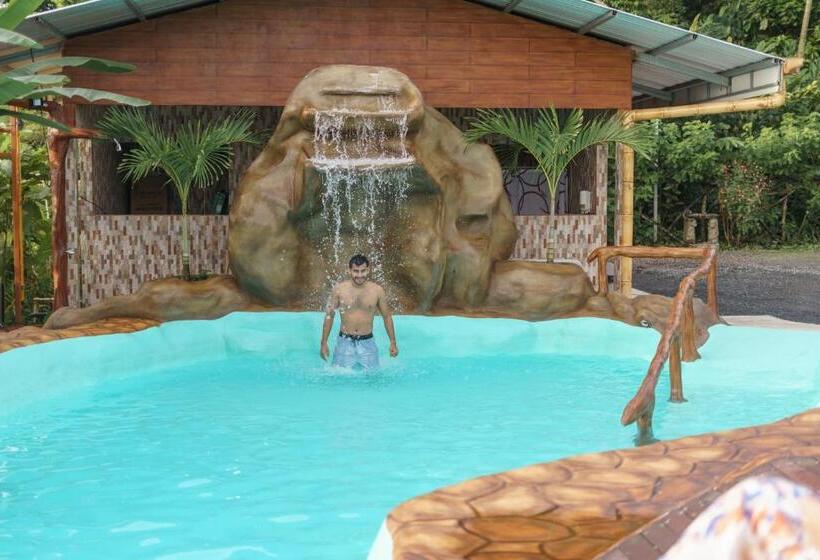 غرفة عائلية, Cabañas Del Rio