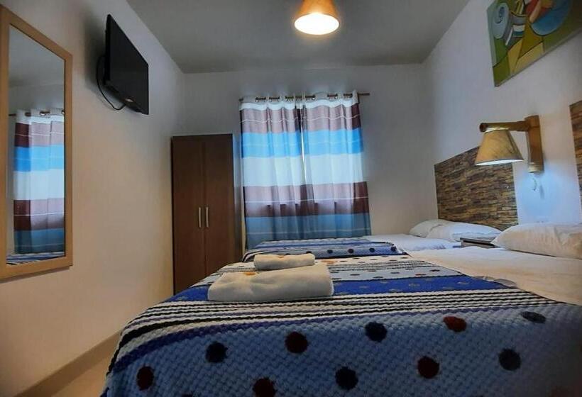 Четырехместный Номер Стандарт, Hostal Brisa Marina