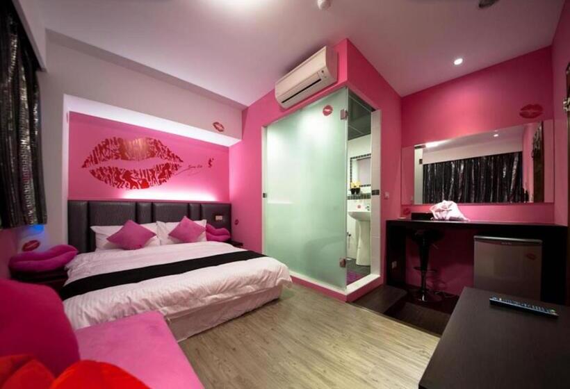 اتاق استاندارد, Photofun