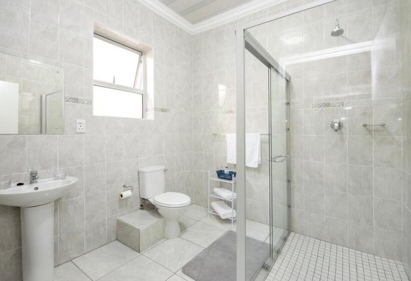 스탠다드 룸 킹사이즈 침대, Walmer Villiers Self Catering