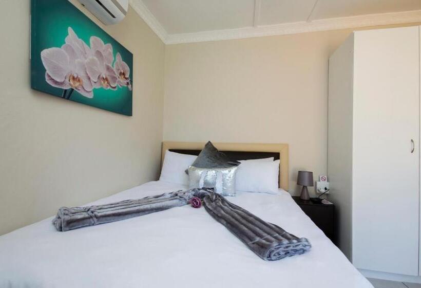 Номер Basic, Walmer Villiers Self Catering
