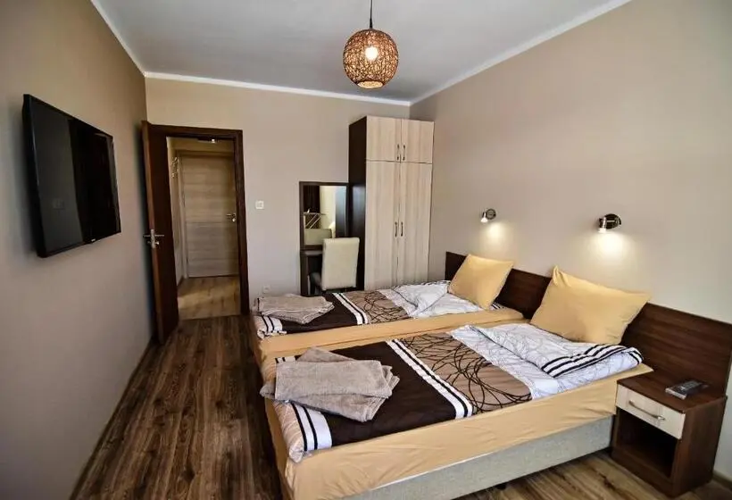 آپارتمان 1 خوابه با بالکن, Zarevata Guest House