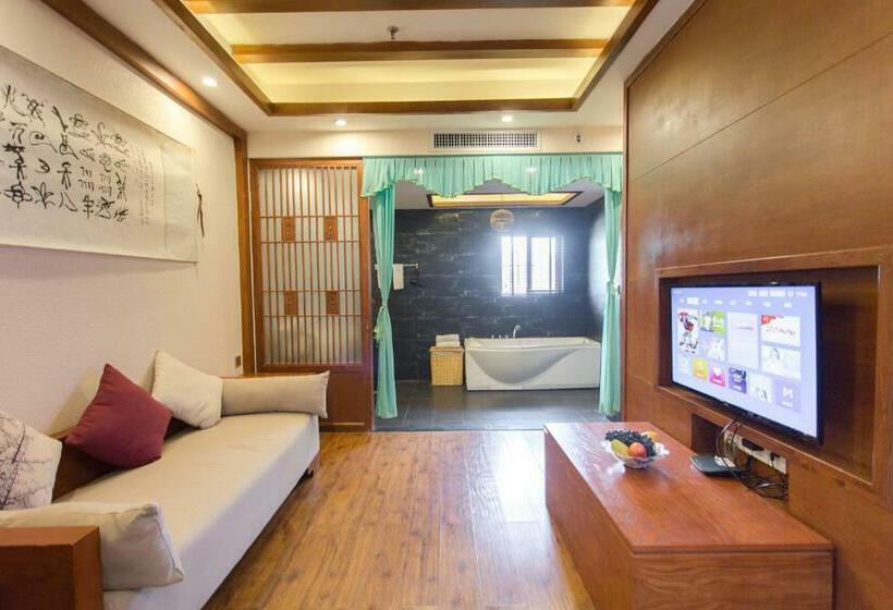 غرفة سوبيريور, Lijiang Gemmer