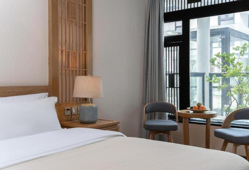 غرفة قياسية, Lijiang Gemmer