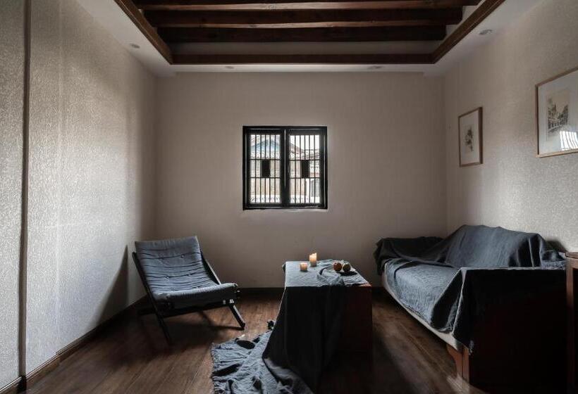 جناح عائلي, Lijiang Gemmer