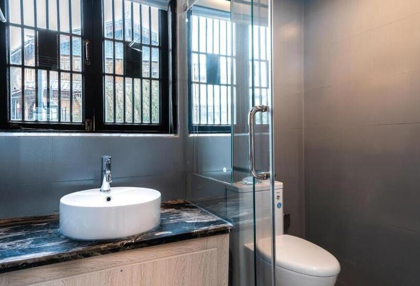 غرفة سوبيريور, Lijiang Gemmer