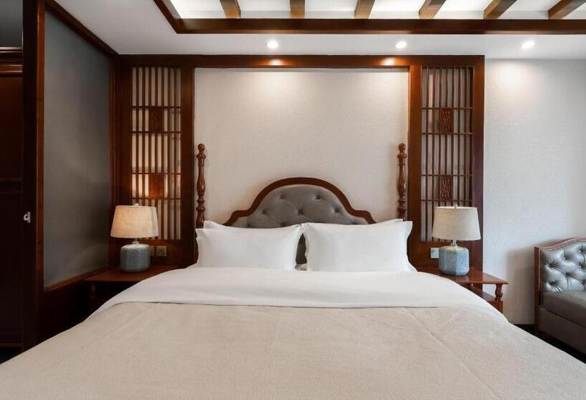 غرفة سوبيريور, Lijiang Gemmer