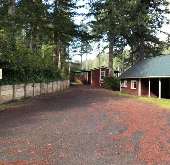 Kabin, Mercer Lake Resort And Beach