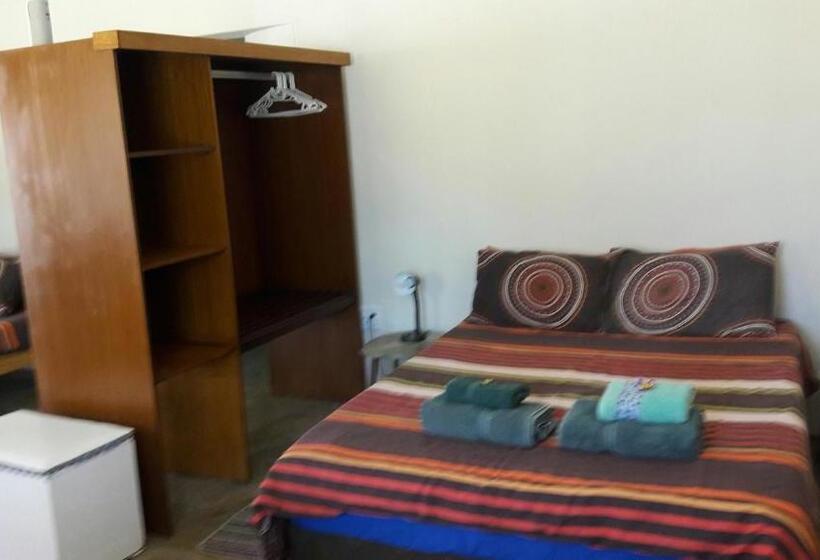 اتاق خانوادگی, Hudup Guesthouse