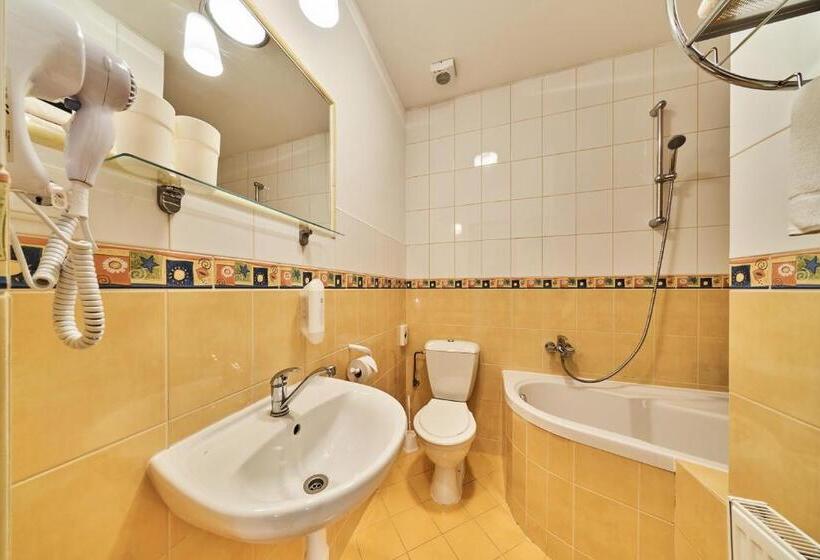 חדר סטנדרט לשלושה, Penzion čtyřlístek