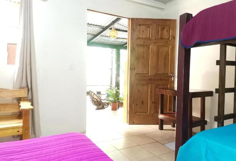 اتاق خانوادگی با چشمانداز باغ, Casita Happy Feet And Tours Corcovado