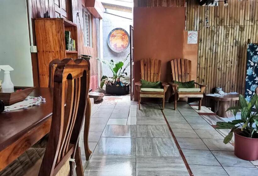 اتاق خانوادگی, Casita Happy Feet And Tours Corcovado