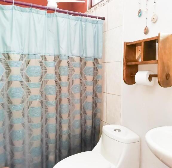 اتاق اکونومی, Casita Happy Feet And Tours Corcovado